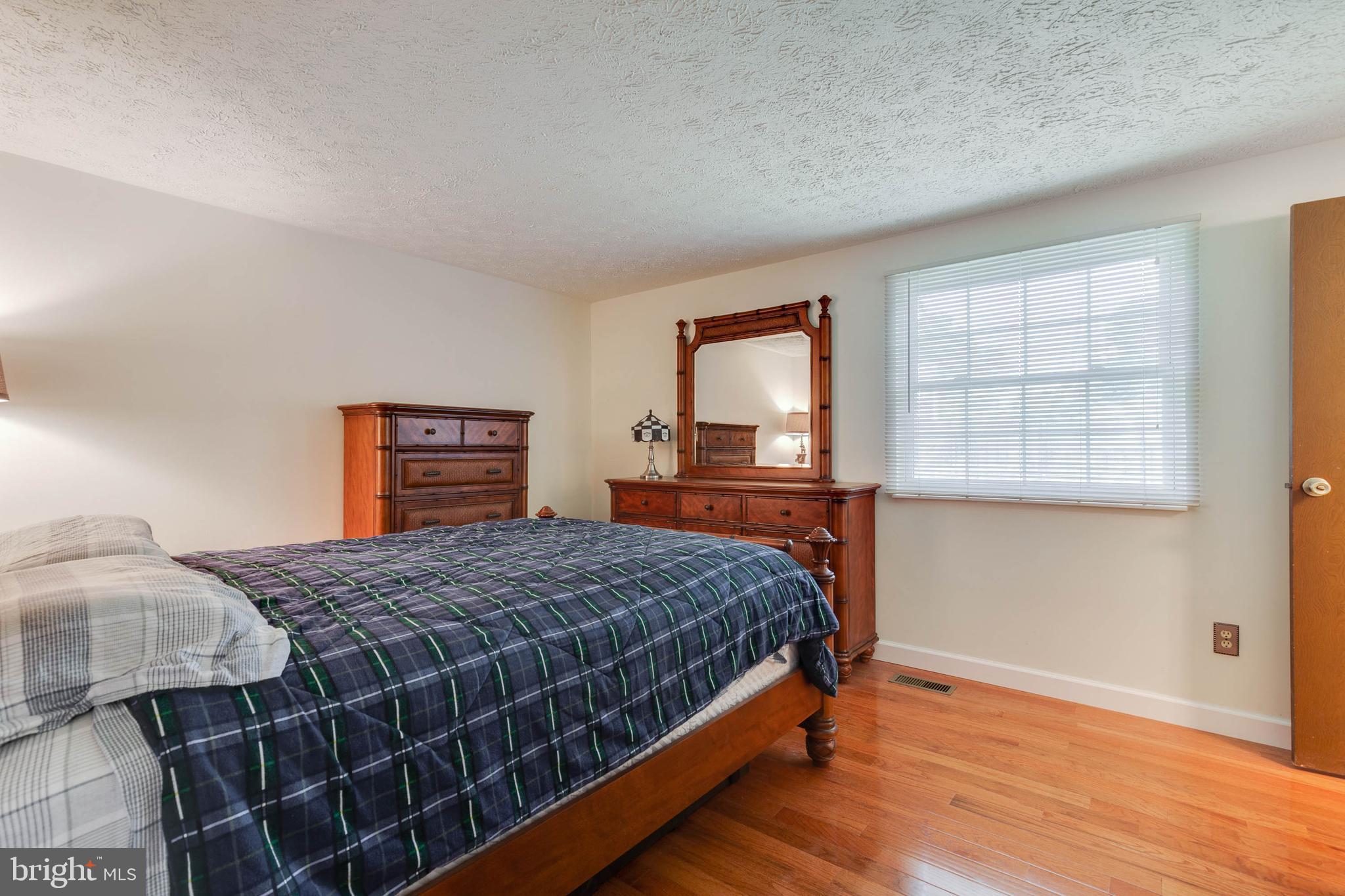 4420 Cub Run Road Chantilly, VA 20151 - Photo 11 of 20