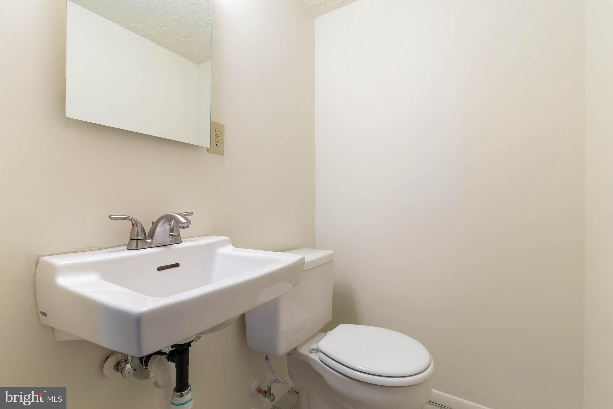 4420 Cub Run Road Chantilly, VA 20151 - Photo 18 of 20