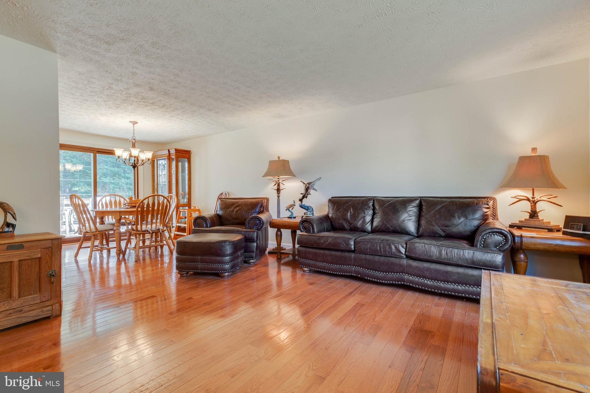 4420 Cub Run Road Chantilly, VA 20151 - Photo 3 of 20 Spacious Family Room with Hardwood Floors