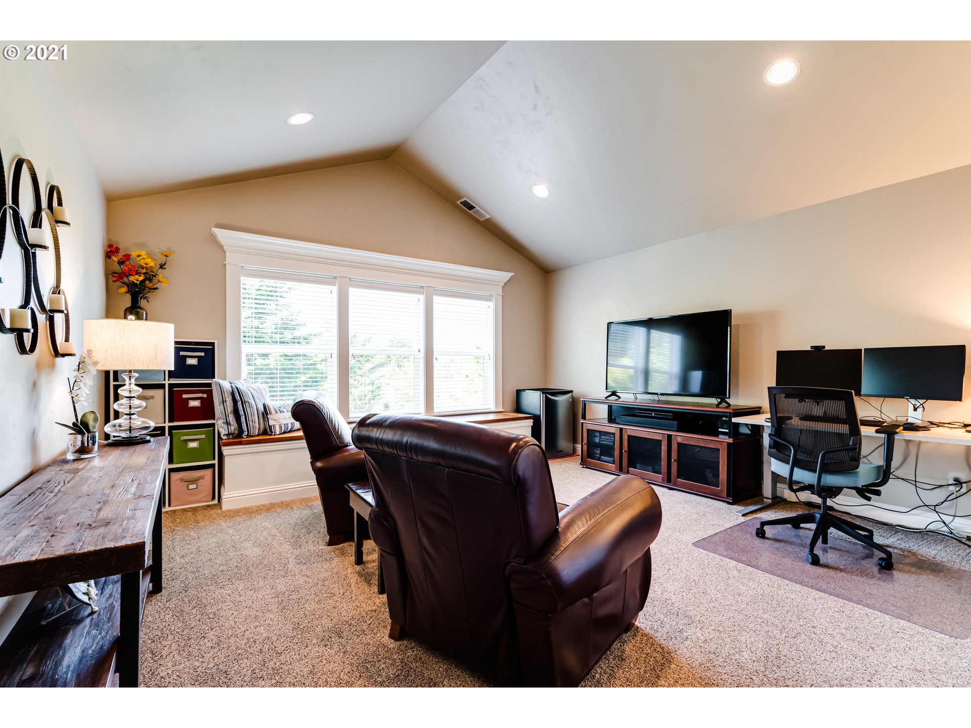 3443 Timberbrook Way Eugene, OR 97405 - Photo 11 of 31 Gallery Image 11