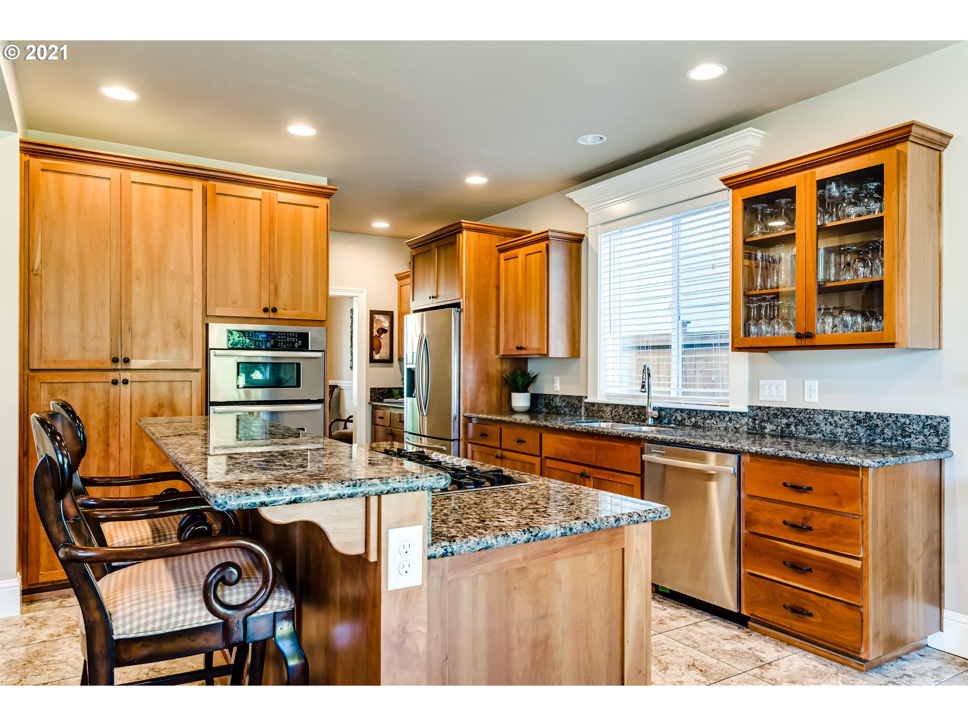 3443 Timberbrook Way Eugene, OR 97405 - Photo 4 of 31 Gallery Image 4