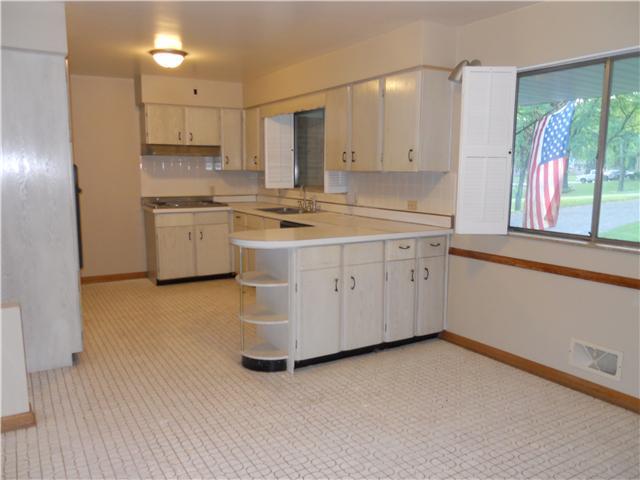 5807 Andover Road Indianapolis, IN 46220 - Photo 4 of 14
