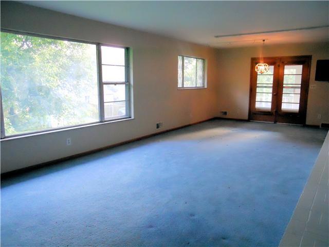 5807 Andover Road Indianapolis, IN 46220 - Photo 5 of 14