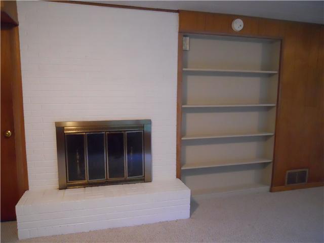 5807 Andover Road Indianapolis, IN 46220 - Photo 7 of 14