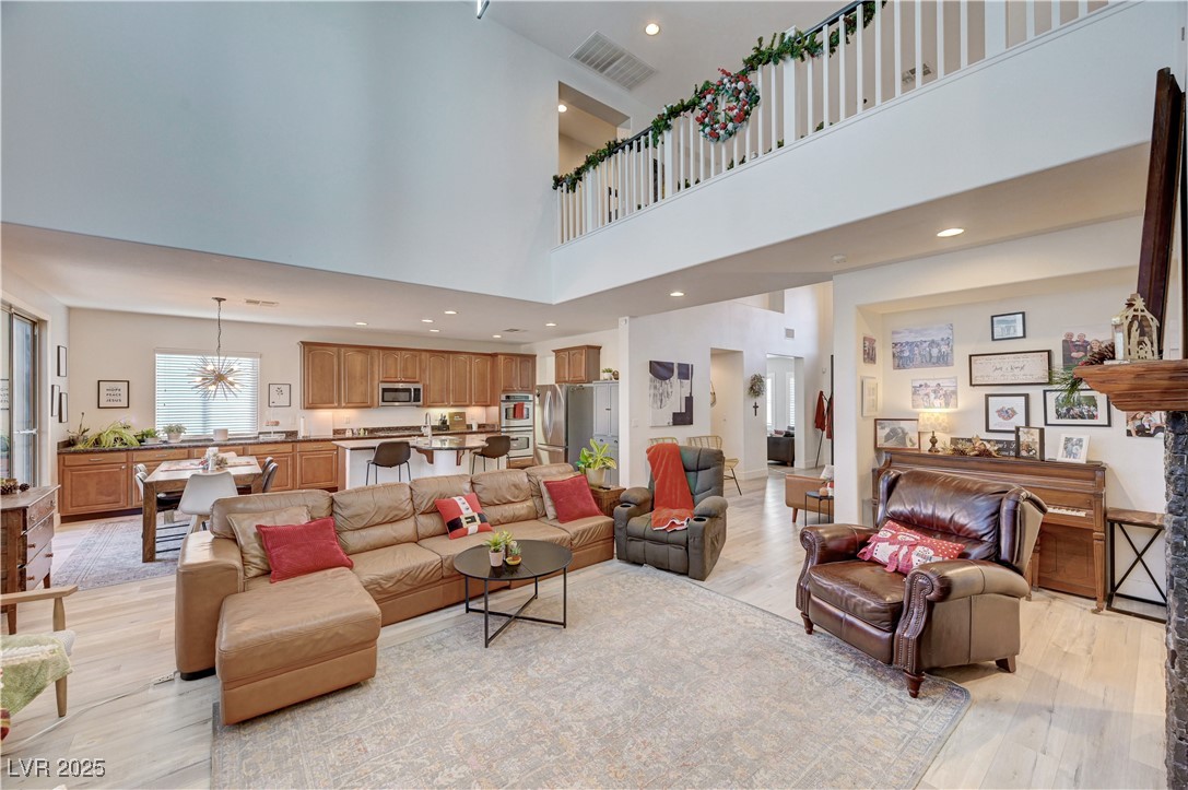 8810 Arroyo Azul Street Las Vegas, NV 89131 - Photo 11 of 83