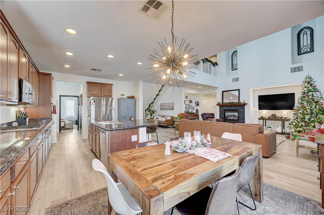 8810 Arroyo Azul Street Las Vegas, NV 89131 - Photo 15 of 83