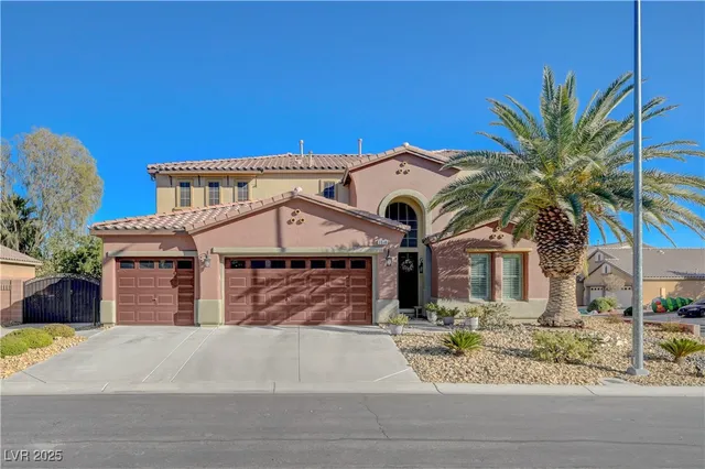 $690,000 | 8810 Arroyo Azul Street, Las Vegas, NV 89131