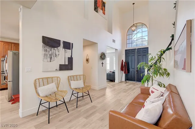 $690,000 | 8810 Arroyo Azul Street, Las Vegas, NV 89131