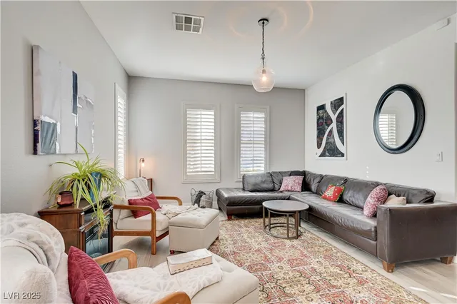 $690,000 | 8810 Arroyo Azul Street, Las Vegas, NV 89131