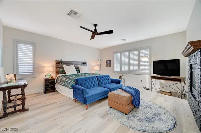 $690,000 | 8810 Arroyo Azul Street, Las Vegas, NV 89131