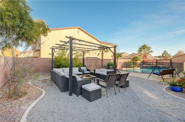$690,000 | 8810 Arroyo Azul Street, Las Vegas, NV 89131