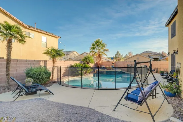 $690,000 | 8810 Arroyo Azul Street, Las Vegas, NV 89131