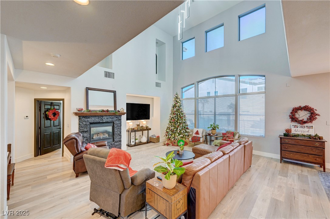 8810 Arroyo Azul Street Las Vegas, NV 89131 - Photo 8 of 83