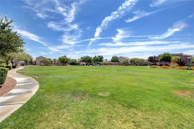 $690,000 | 8810 Arroyo Azul Street, Las Vegas, NV 89131