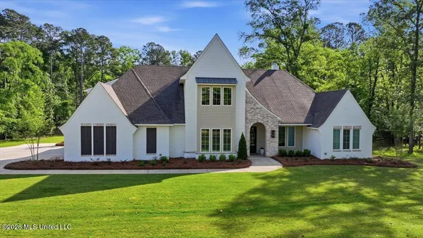 $899,900 | 172 Chantilly Drive, Madison, MS 39110