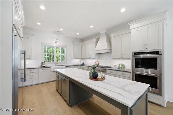 $899,900 | 172 Chantilly Drive, Madison, MS 39110