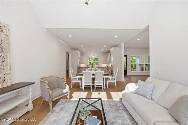 $899,900 | 172 Chantilly Drive, Madison, MS 39110