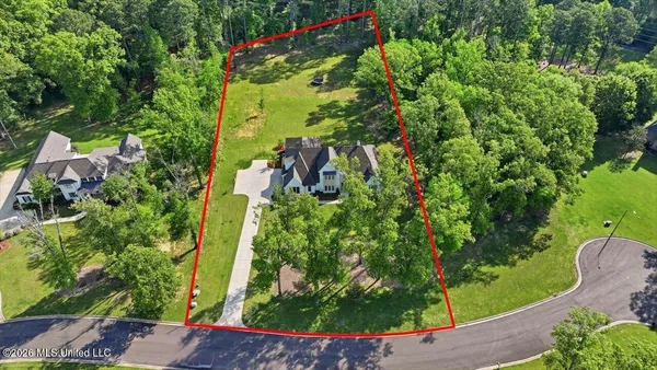 $899,900 | 172 Chantilly Drive, Madison, MS 39110