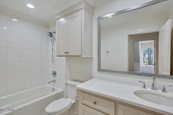 $899,900 | 172 Chantilly Drive, Madison, MS 39110