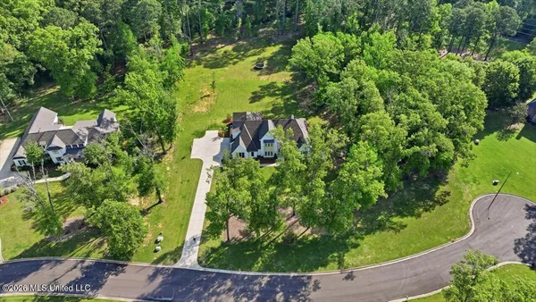$899,900 | 172 Chantilly Drive, Madison, MS 39110