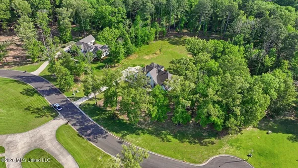 $899,900 | 172 Chantilly Drive, Madison, MS 39110