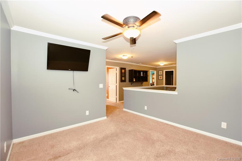 8634 Heartleaf Road Charlotte, NC 28227 - Photo 18 of 40 Gallery Image 18