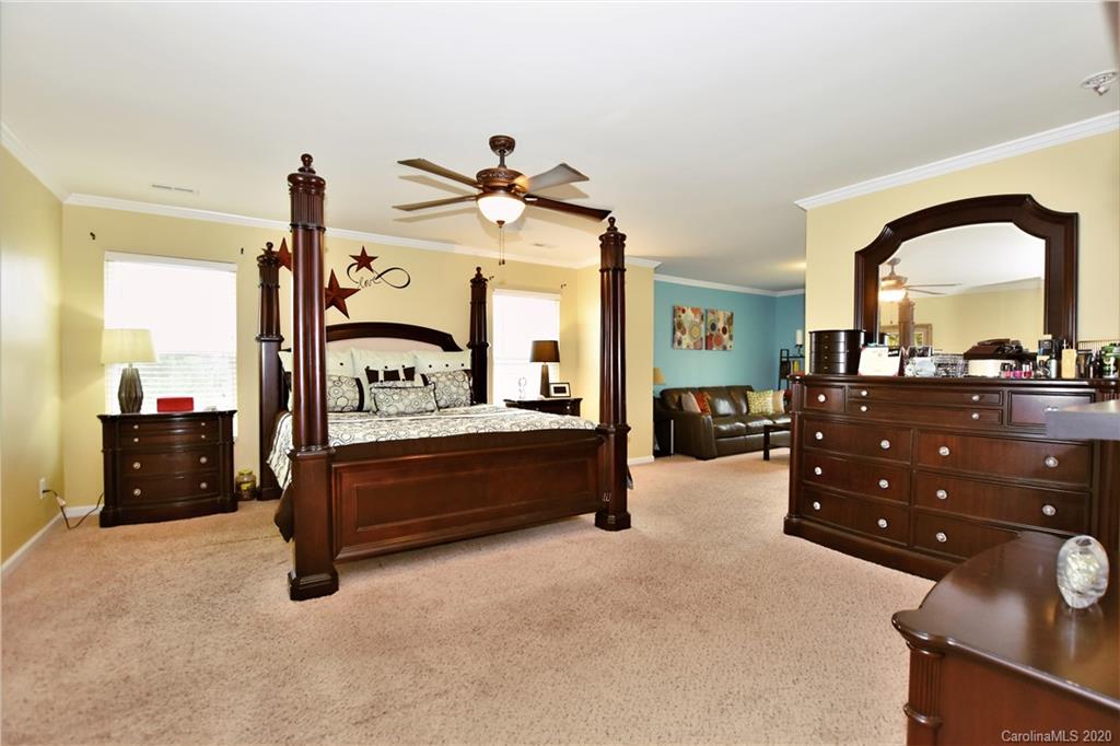 8634 Heartleaf Road Charlotte, NC 28227 - Photo 20 of 40 Gallery Image 20