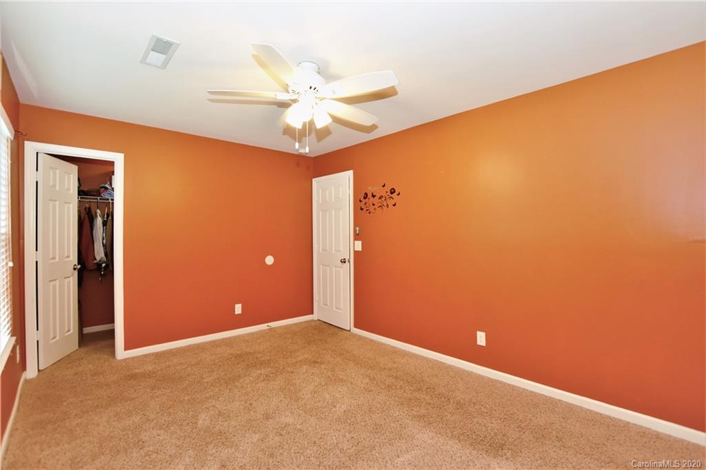 8634 Heartleaf Road Charlotte, NC 28227 - Photo 29 of 40 Gallery Image 29