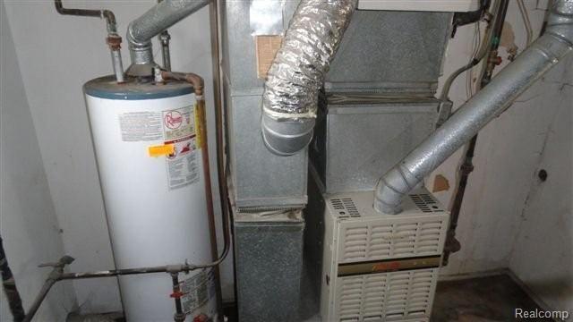 25295 Hayes Road Warren, MI 48089 - Photo 8 of 10 Furnace and HWT
