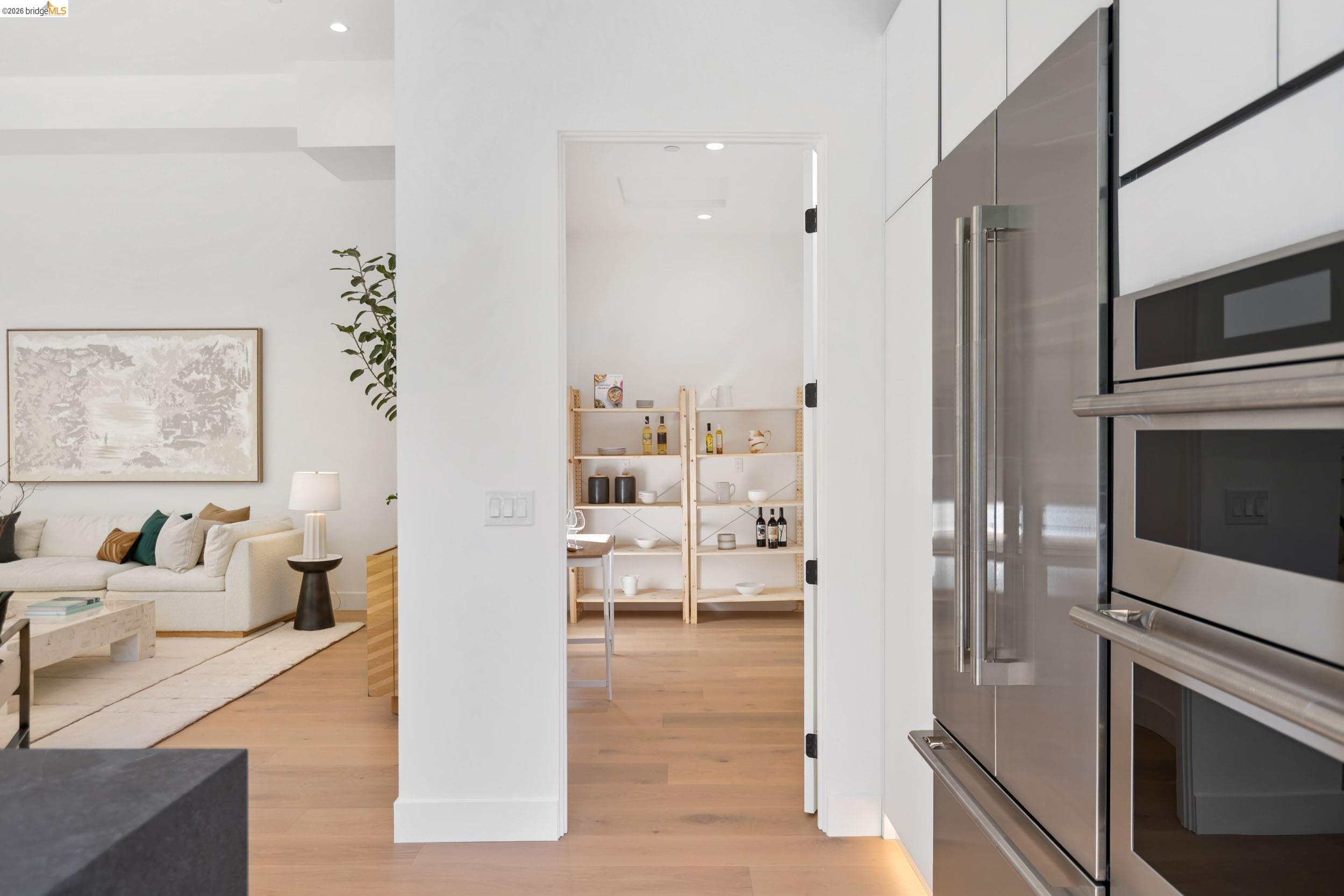 1675 Trestle Glen Road Oakland, CA 94610 - Photo 12 of 50