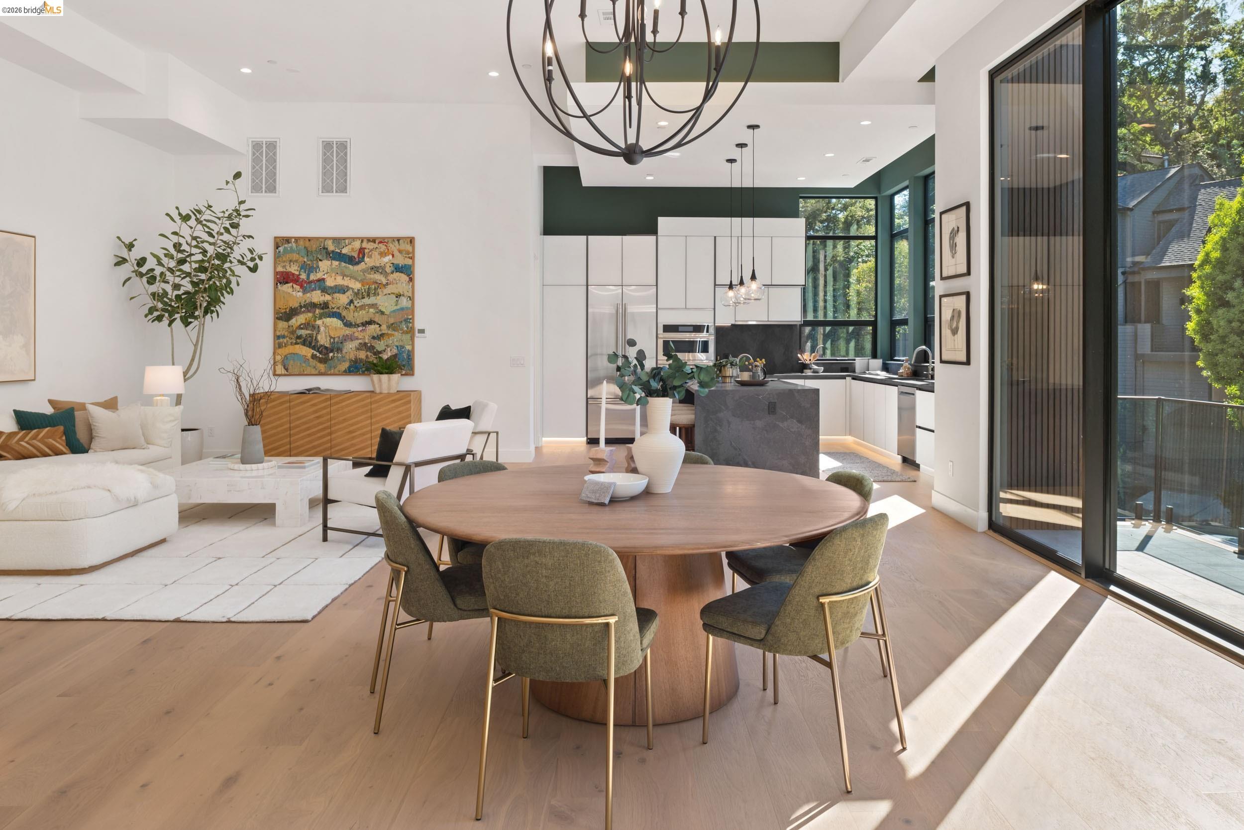 1675 Trestle Glen Road Oakland, CA 94610 - Photo 13 of 50