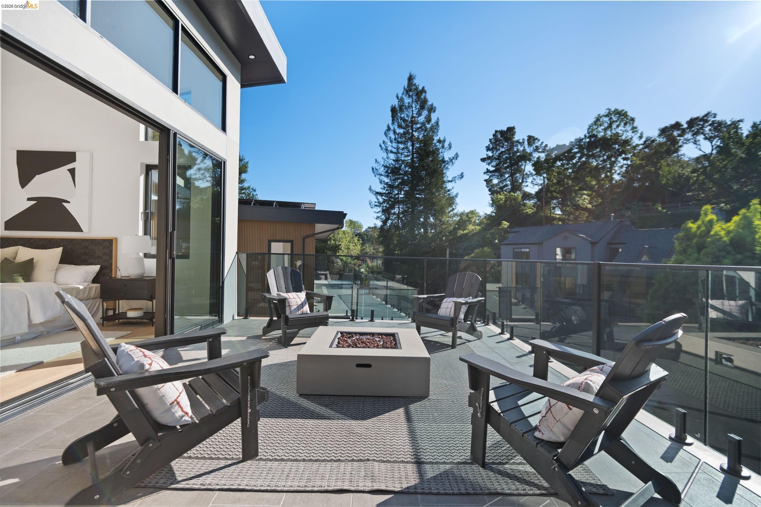 1675 Trestle Glen Road Oakland, CA 94610 - Photo 20 of 50