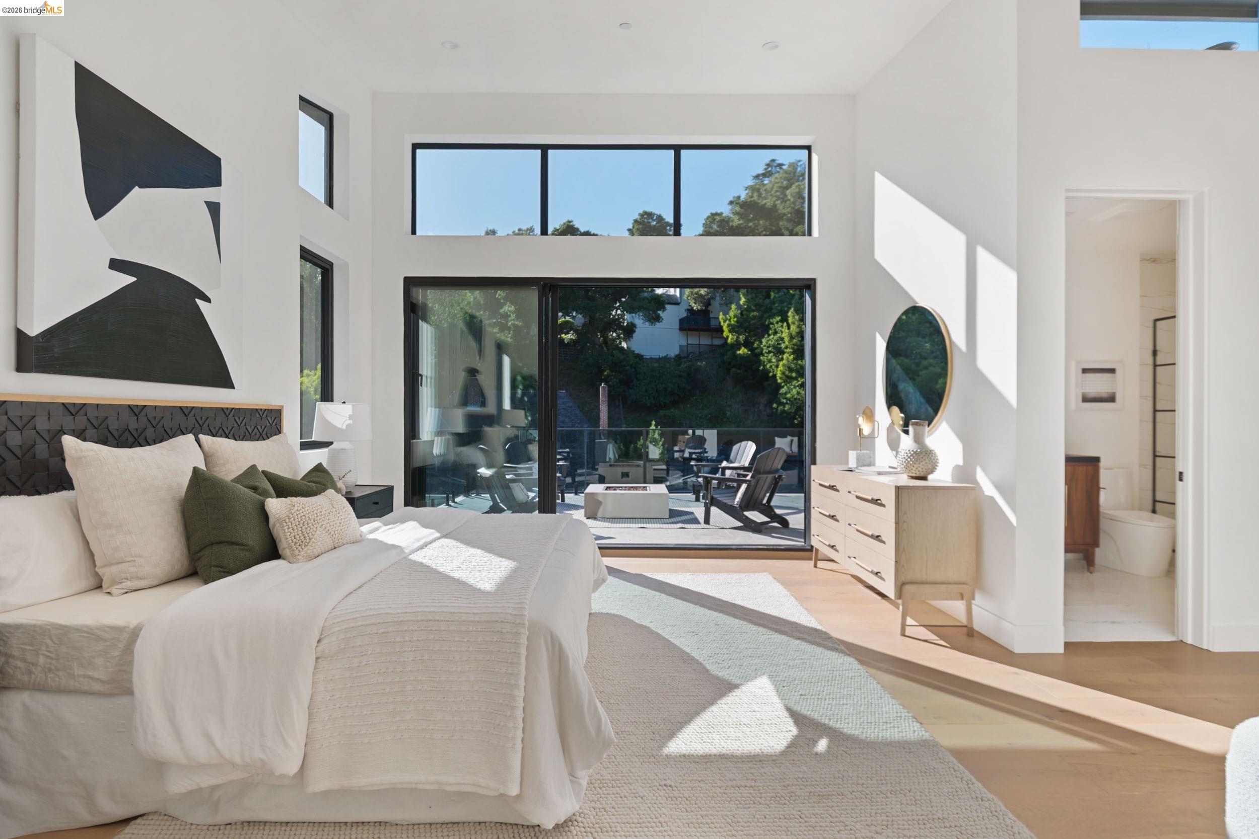 1675 Trestle Glen Road Oakland, CA 94610 - Photo 22 of 50