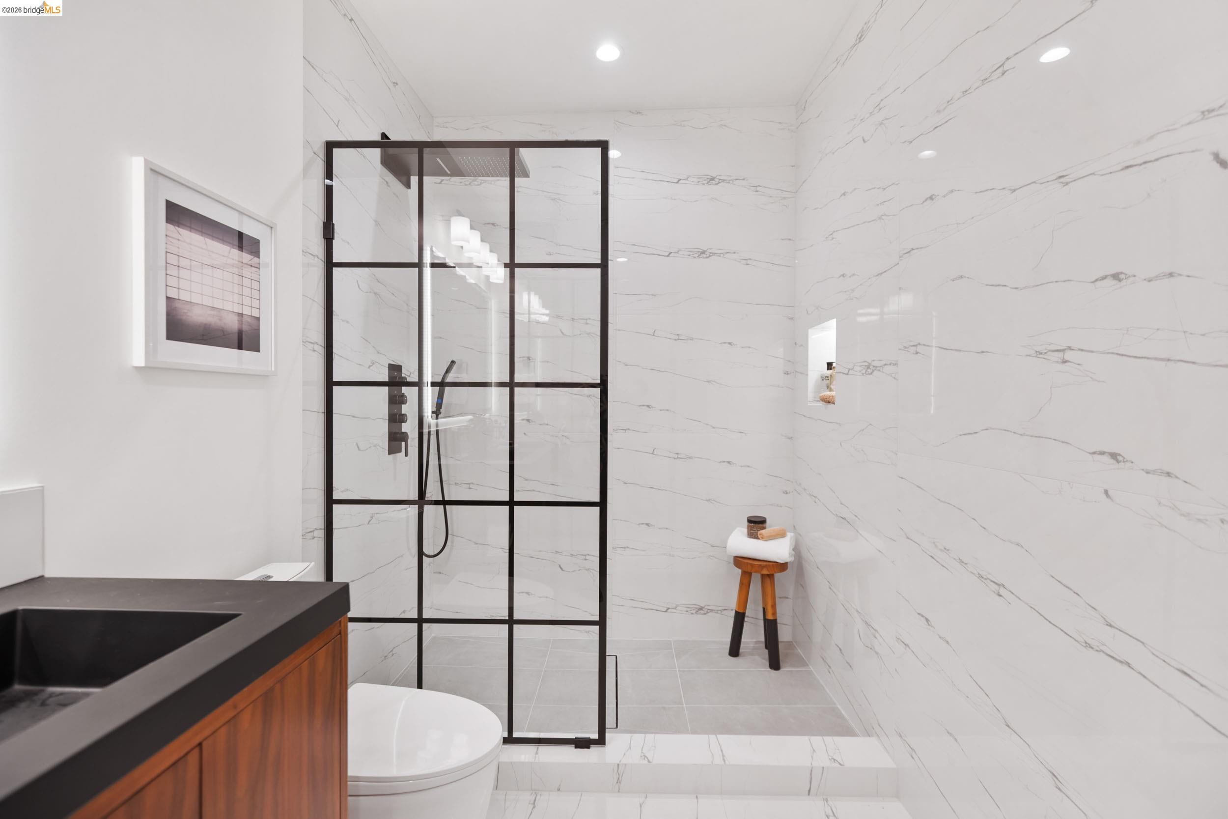 1675 Trestle Glen Road Oakland, CA 94610 - Photo 26 of 50