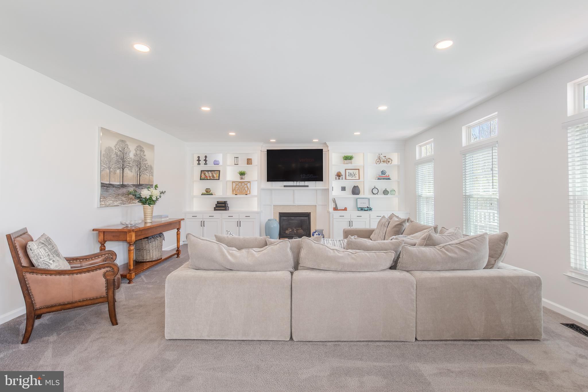 18302 Clear Smoke Road Boyds, MD 20841 - Photo 14 of 64 Spacious Family Room