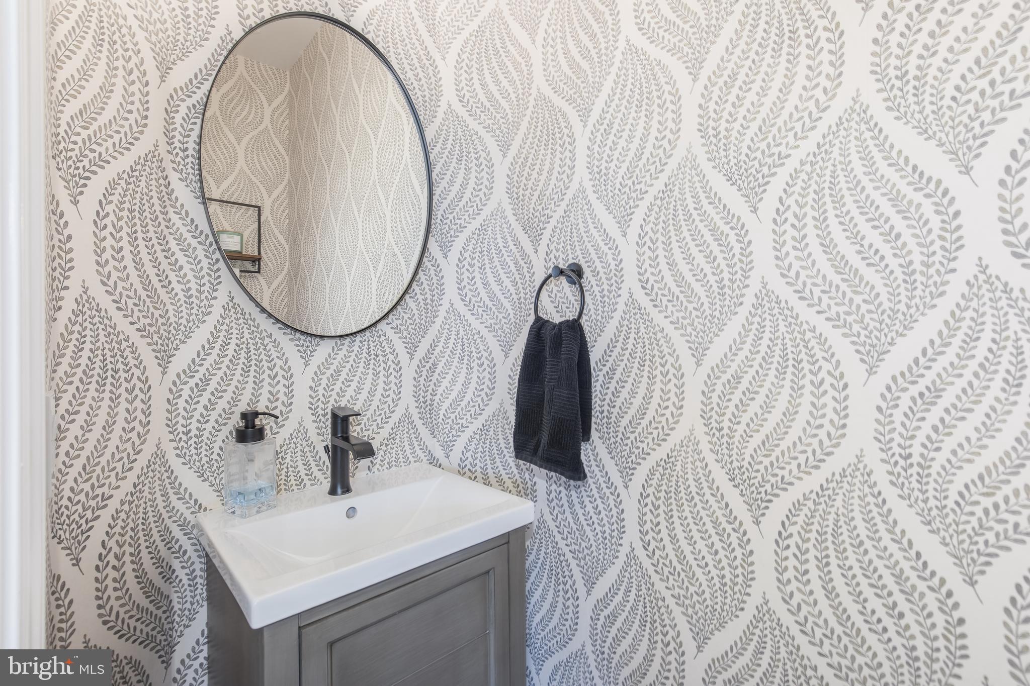 18302 Clear Smoke Road Boyds, MD 20841 - Photo 24 of 64 Powder Room