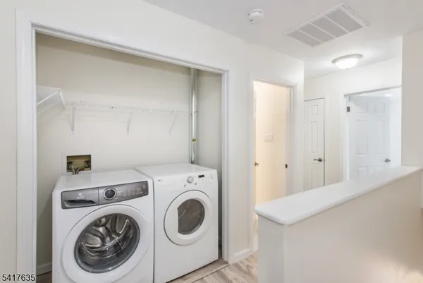 $2,350 | 54 Burlington Court, Hamburg, NJ 07419