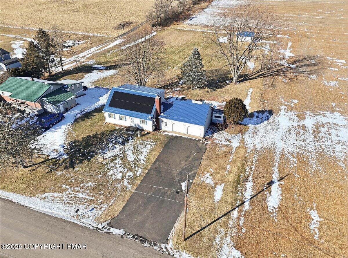 443 Mountain Road Berwick, PA 18603 - Photo 7 of 72 70-071_image 8