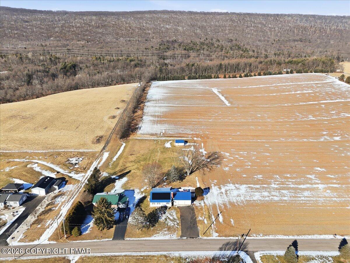 443 Mountain Road Berwick, PA 18603 - Photo 9 of 72 74-068_image 5