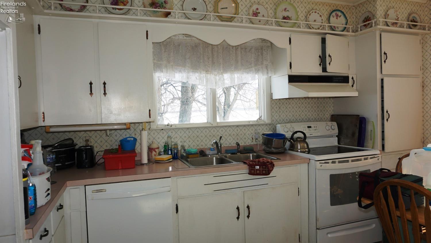 12818 Patten Tract Road Monroeville, OH 44847 - Photo 2 of 16 Gallery Image 2