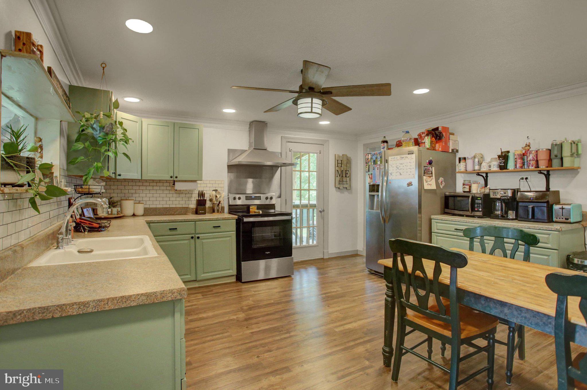 11245 Wharf Road Waynesboro, PA 17268 - Photo 16 of 41 Gallery Image 16