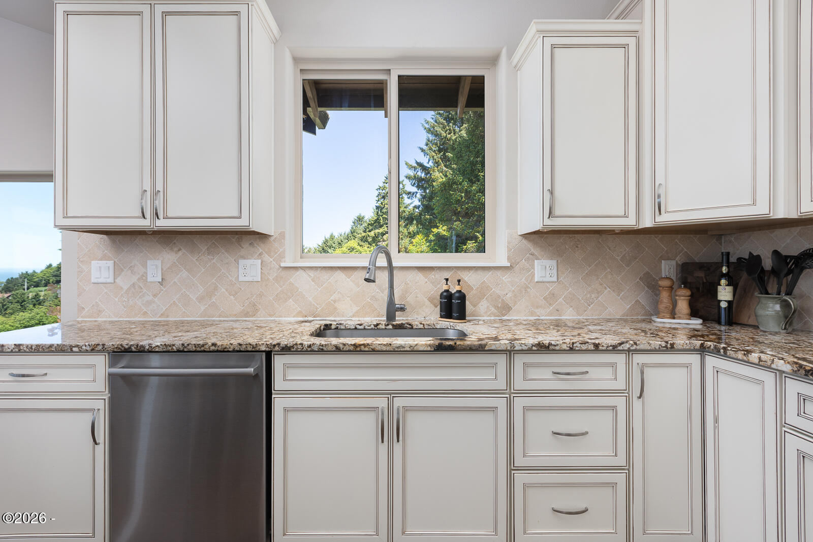7730 Brooten Mountain Road Pacific City, OR 97135 - Photo 14 of 56