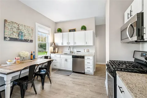 $749,000 | 38 Collins Street, Bristol, RI 02809