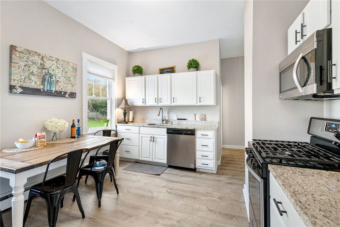 38 Collins Street Bristol, RI 02809 - Photo 39 of 46