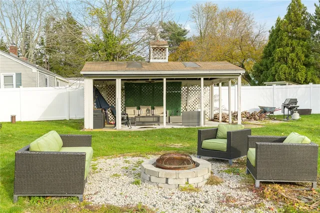 $749,000 | 38 Collins Street, Bristol, RI 02809