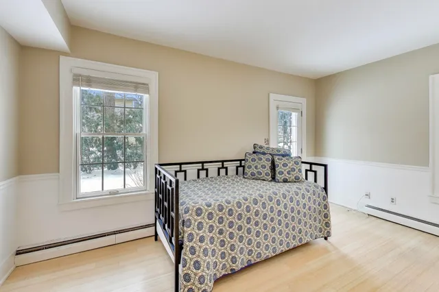 $850,000 | 332 Maxwell Street, Lake Geneva, WI 53147