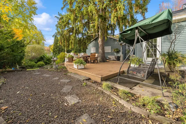 $850,000 | 332 Maxwell Street, Lake Geneva, WI 53147