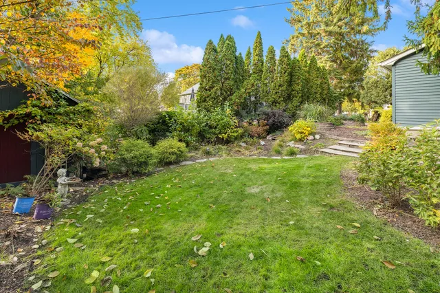 $850,000 | 332 Maxwell Street, Lake Geneva, WI 53147