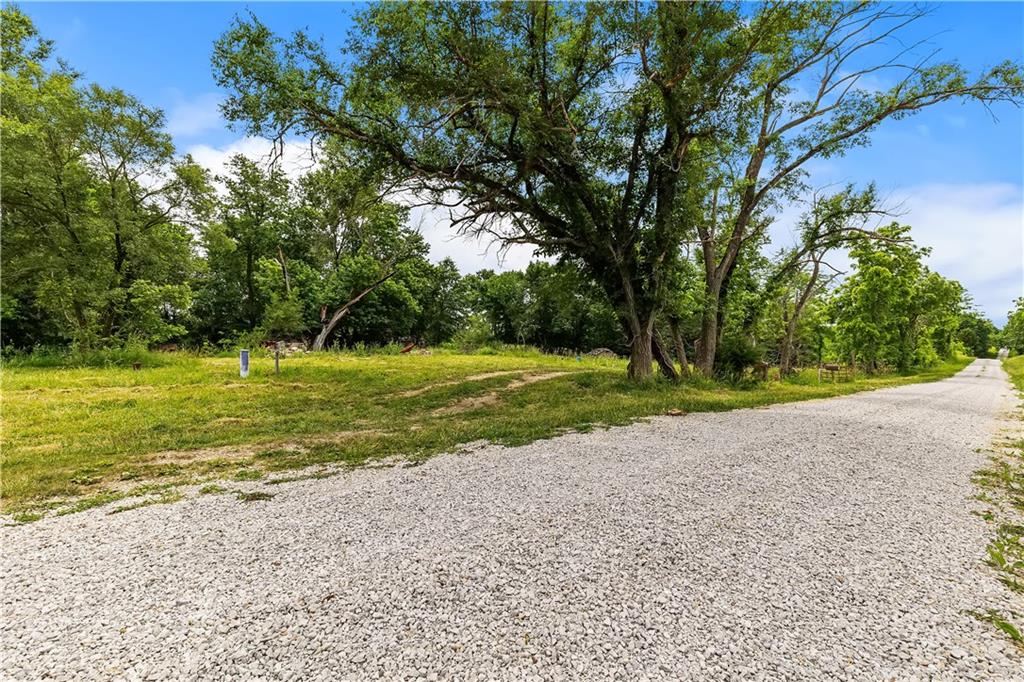 Maddux Road Rayville, MO 64084 - Photo 3 of 11