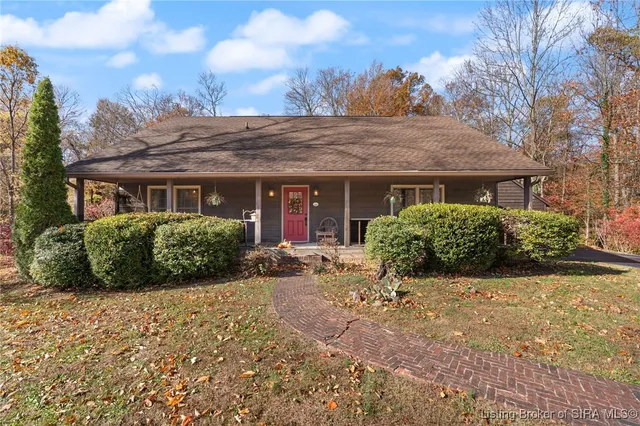 $460,000 | 1022 Broadleaf Court, Lanesville, IN 47136